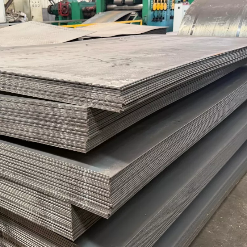 Pourquoi les tôles d'acier lourdes laminées à chaud et résistantes à l'usure sont-elles essentielles pour les applications industrielles exigeantes