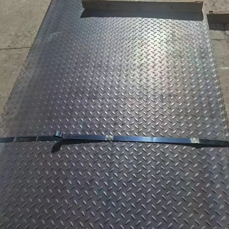 Plaque à carreaux en acier au carbone