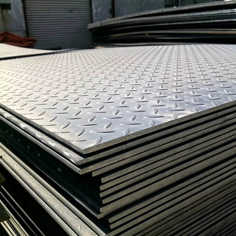 Plaque d'acier à carreaux laminée à chaud pour plates-formes